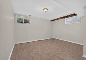 1132 Halifax Dr, Kingston 1132 Halifax Dr, Kingston